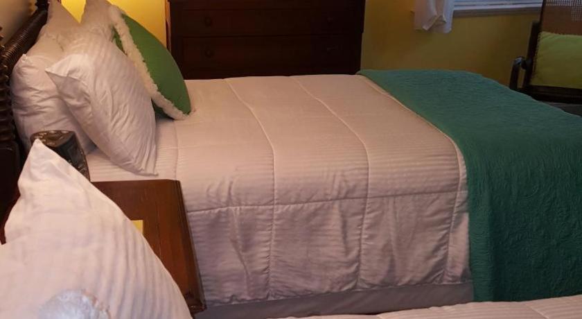 The Caribbean Court Boutique Hotel Βέρο Μπιτς Εξωτερικό φωτογραφία