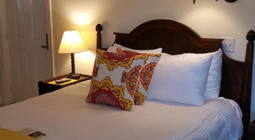 The Caribbean Court Boutique Hotel Βέρο Μπιτς Εξωτερικό φωτογραφία