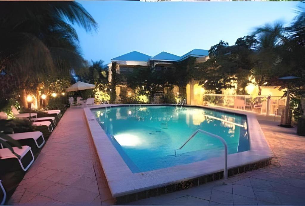 The Caribbean Court Boutique Hotel Βέρο Μπιτς Ανέσεις φωτογραφία