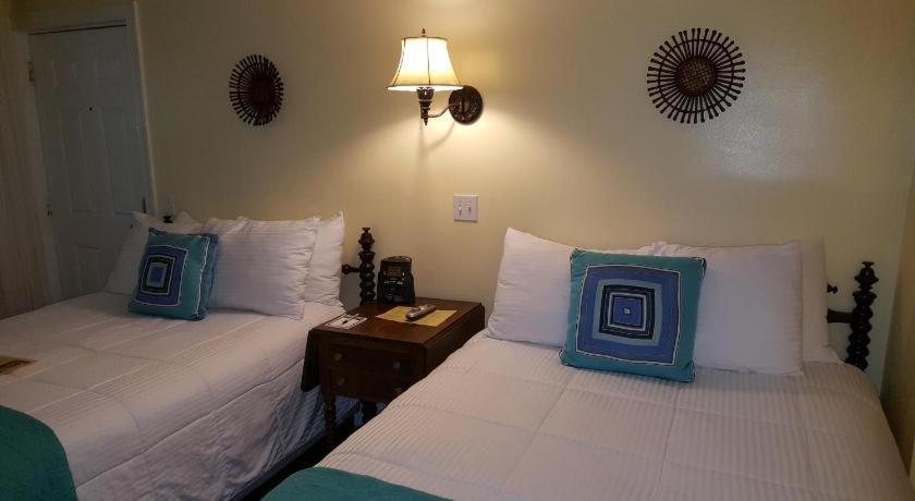 The Caribbean Court Boutique Hotel Βέρο Μπιτς Εξωτερικό φωτογραφία