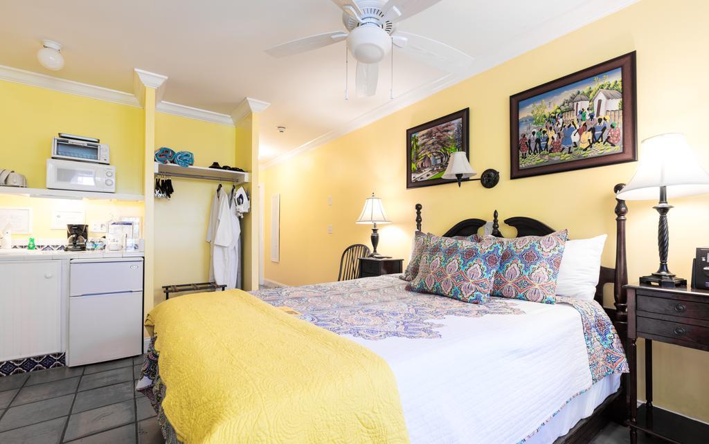 The Caribbean Court Boutique Hotel Βέρο Μπιτς Εξωτερικό φωτογραφία